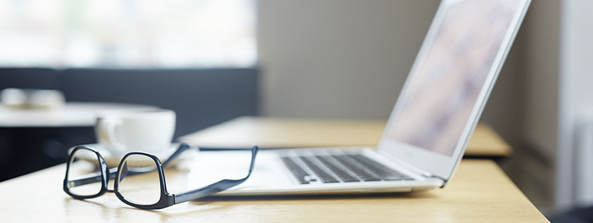 Invoices in Spain: Types, Formats, Regulations, and More
