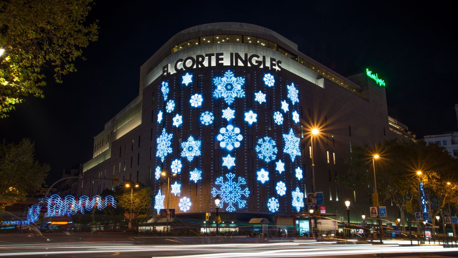 El Corte Inglés is a famous store in many shopping malls in Spain